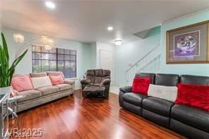 2851 Valley View, Las Vegas, NV 89102