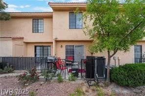 2851 Valley View, Las Vegas, NV 89102
