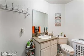 2851 Valley View, Las Vegas, NV 89102