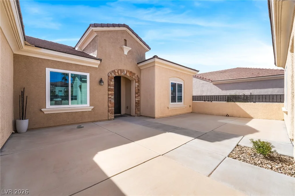 2323 Fayetteville, Henderson, NV 89052