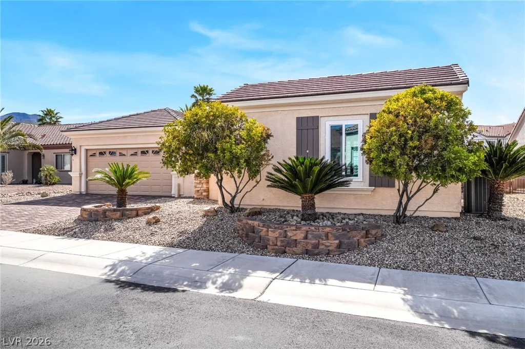 2323 Fayetteville, Henderson, NV 89052