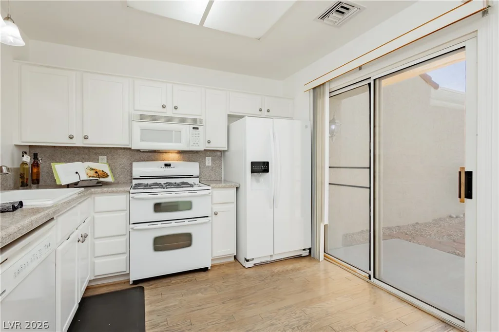 9424 Gold Mountain, Las Vegas, NV 89134
