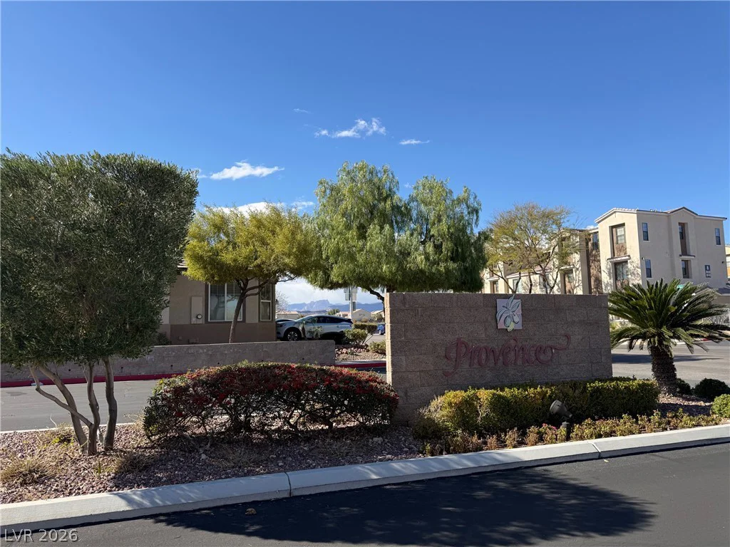 7248 Fountain Village, Las Vegas, NV 89113
