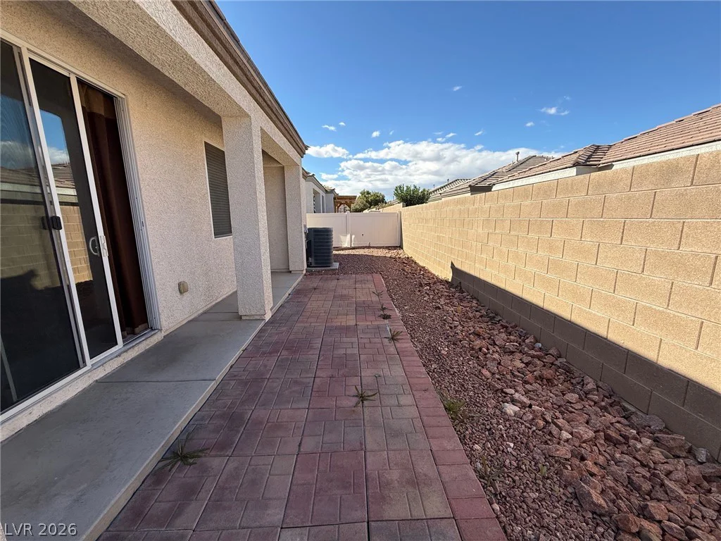 7248 Fountain Village, Las Vegas, NV 89113