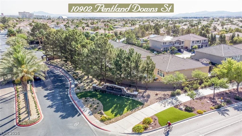 10902 Pentland Downs, Las Vegas, NV 89141