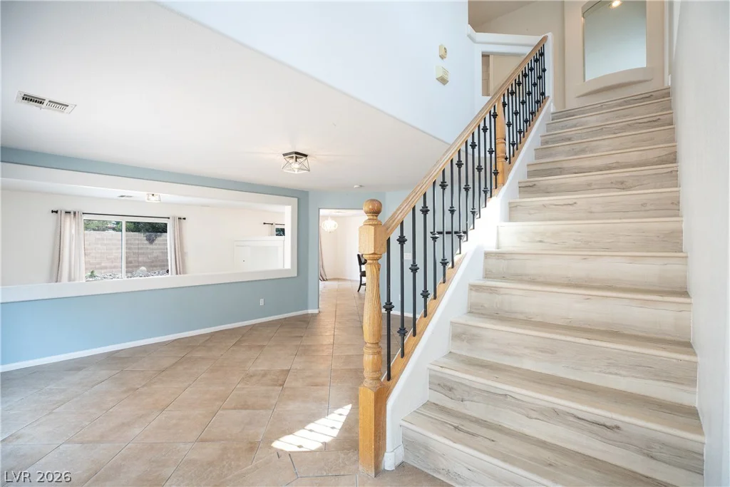 10902 Pentland Downs, Las Vegas, NV 89141