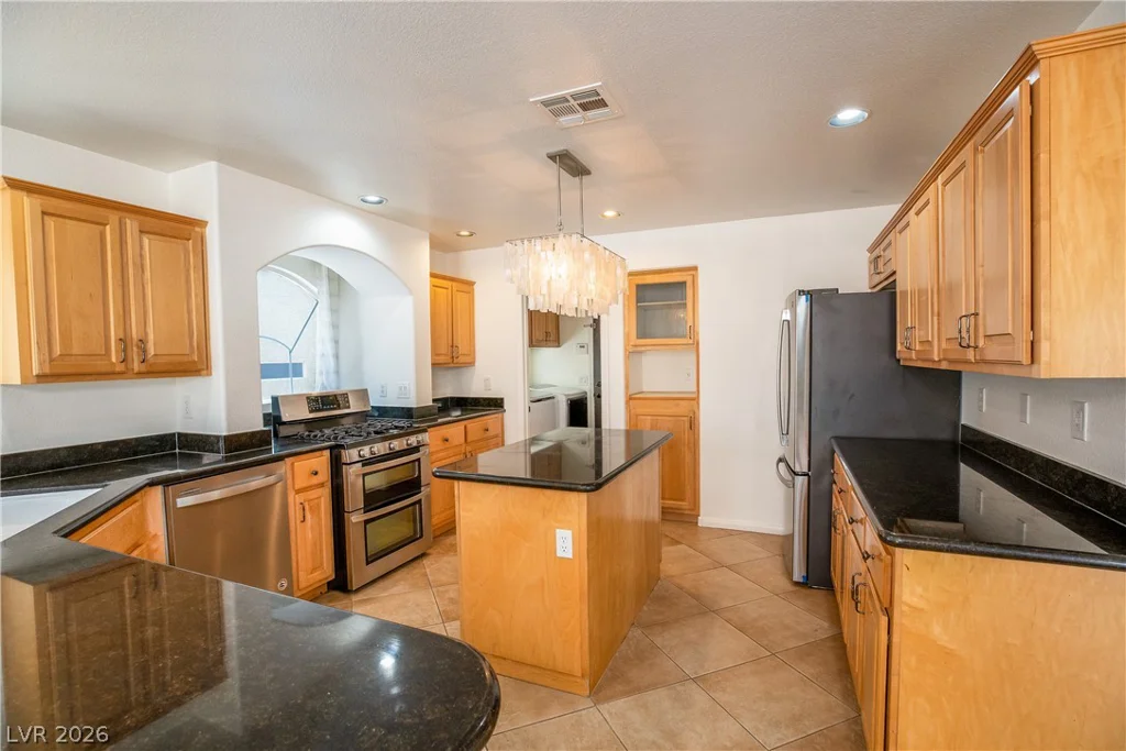 10902 Pentland Downs, Las Vegas, NV 89141