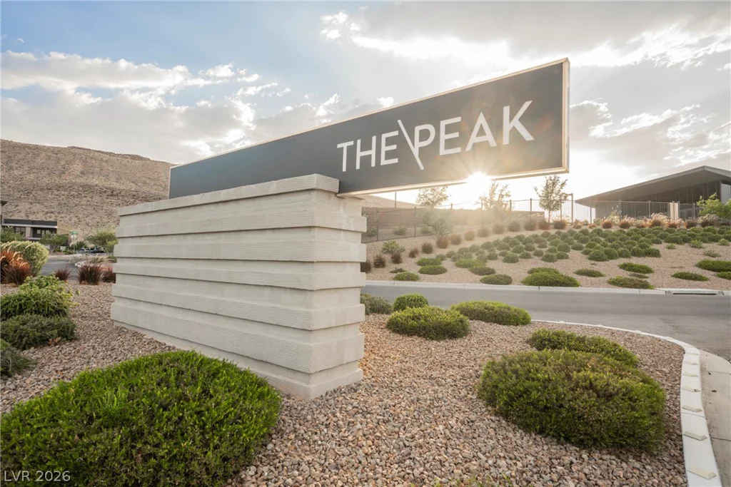 5241 Peak Climb, Las Vegas, NV 89135