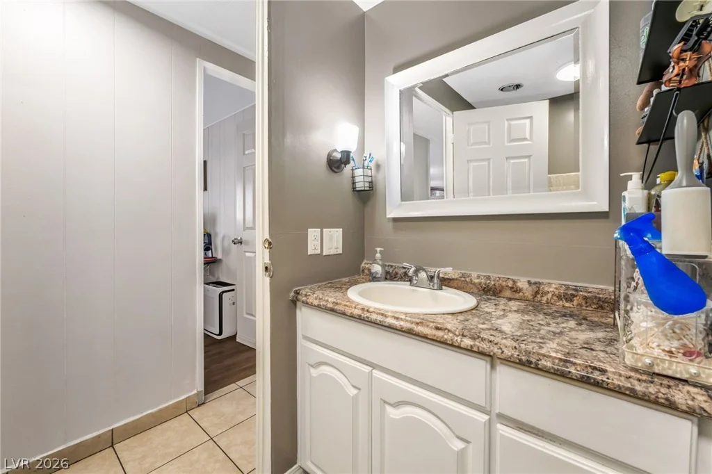 3809 Pecan, Las Vegas, NV 89115
