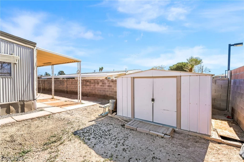 3809 Pecan, Las Vegas, NV 89115