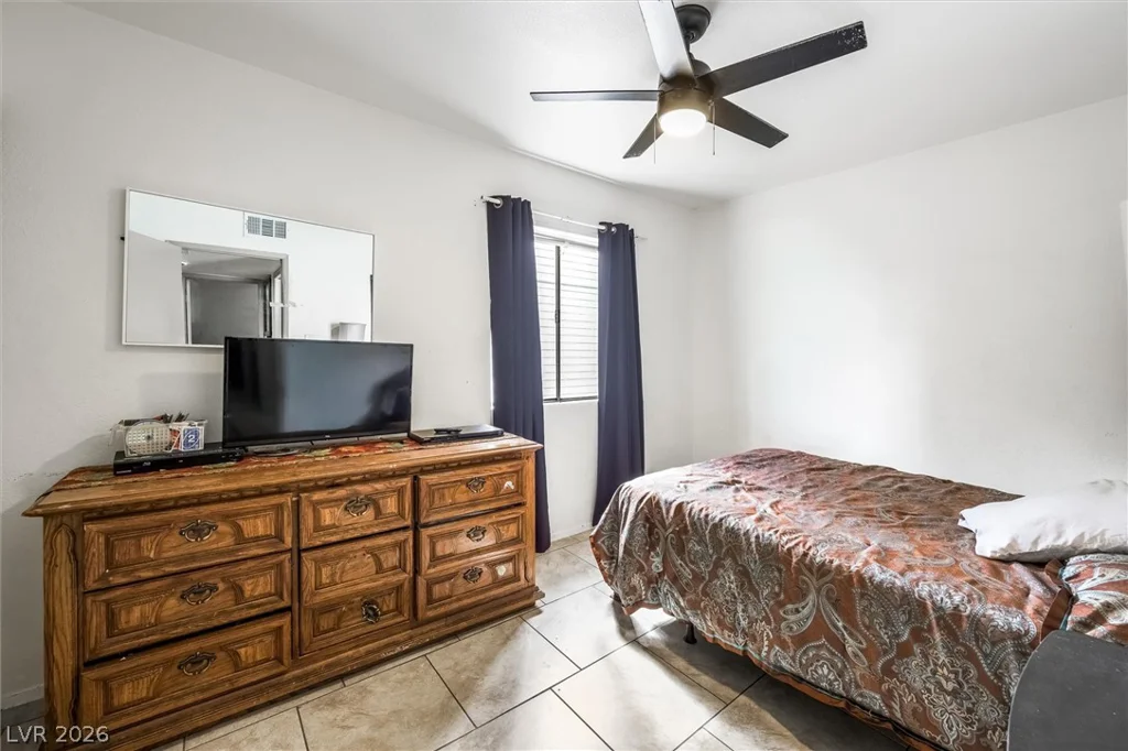 4770 Topaz, Las Vegas, NV 89121
