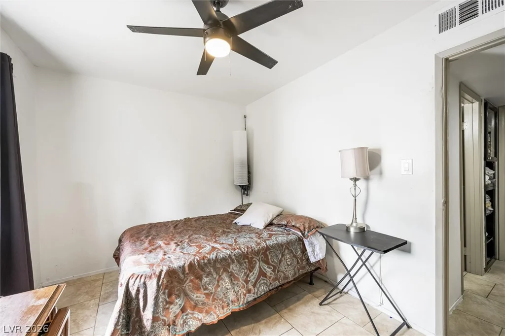 4770 Topaz, Las Vegas, NV 89121