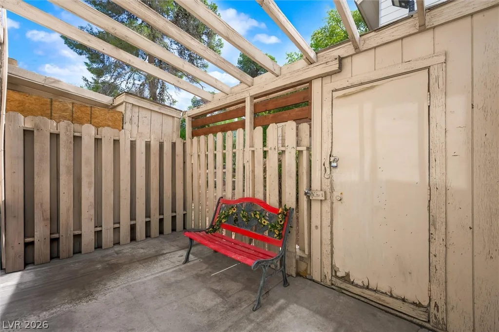 4770 Topaz, Las Vegas, NV 89121