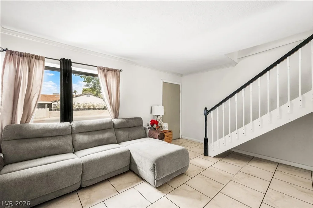 4770 Topaz, Las Vegas, NV 89121