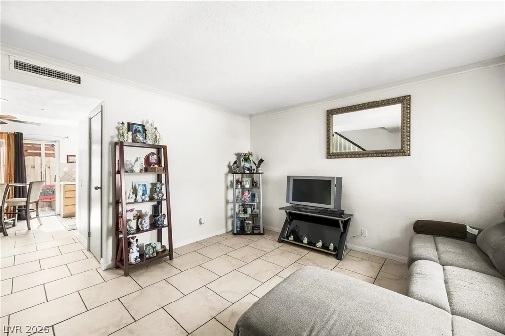 4770 Topaz, Las Vegas, NV 89121