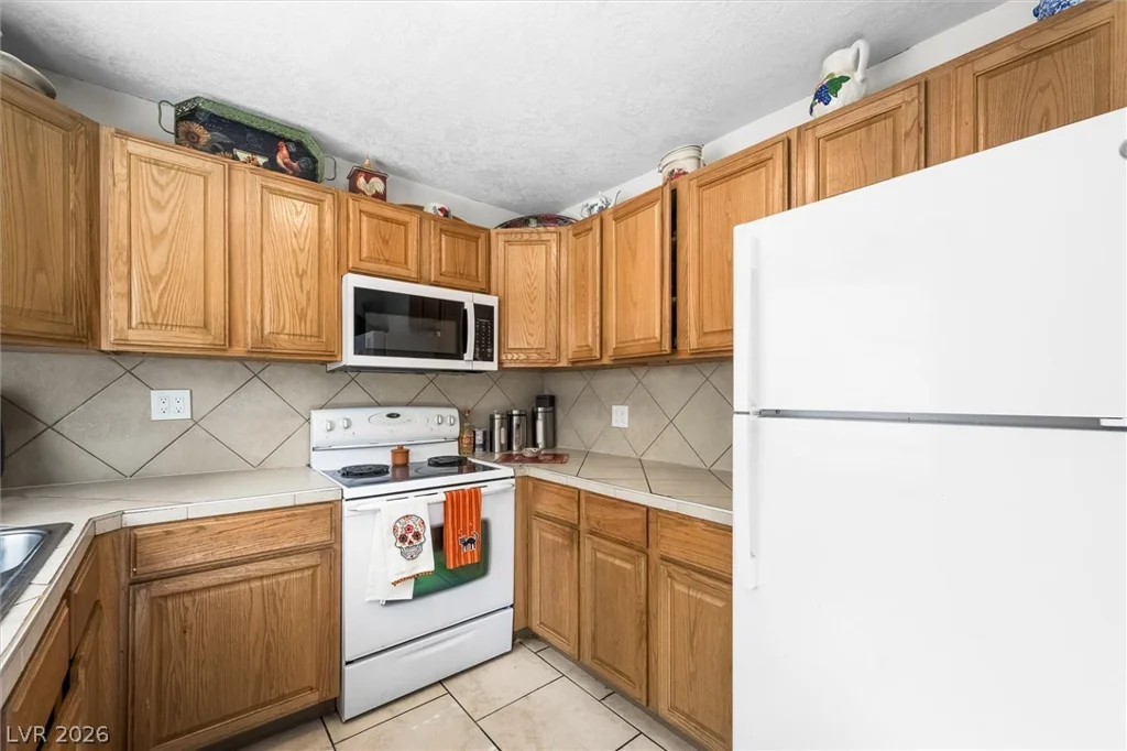 4770 Topaz, Las Vegas, NV 89121