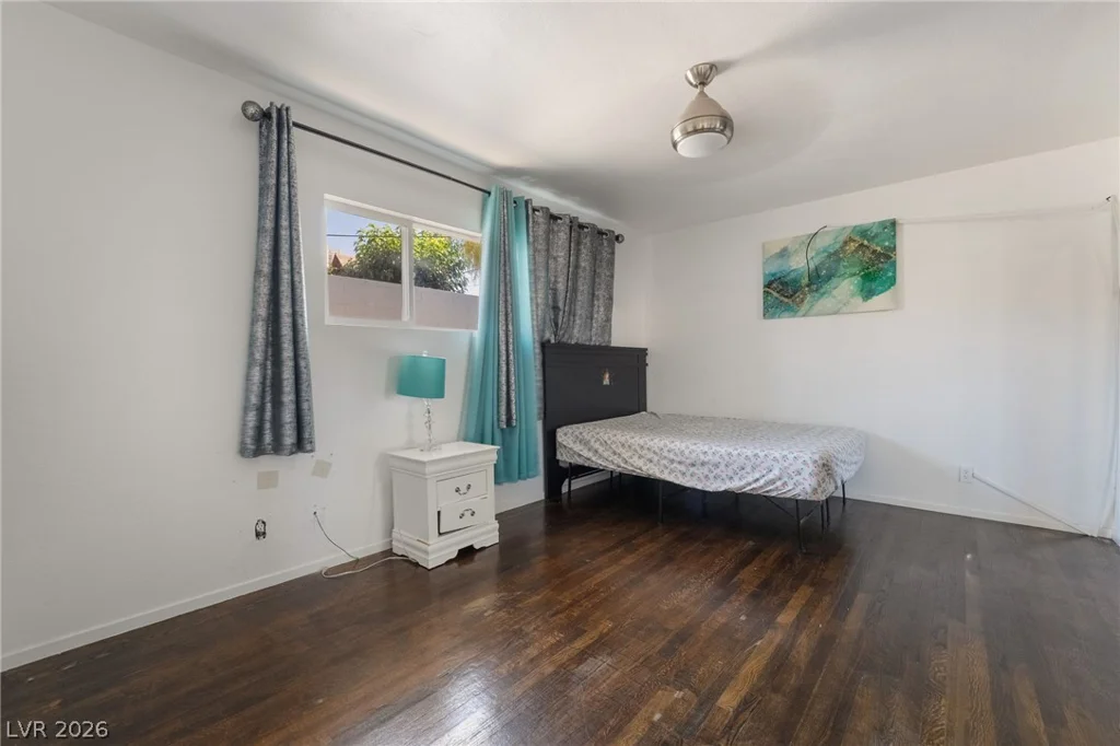 2200 Santa Ynez, Las Vegas, NV 89104
