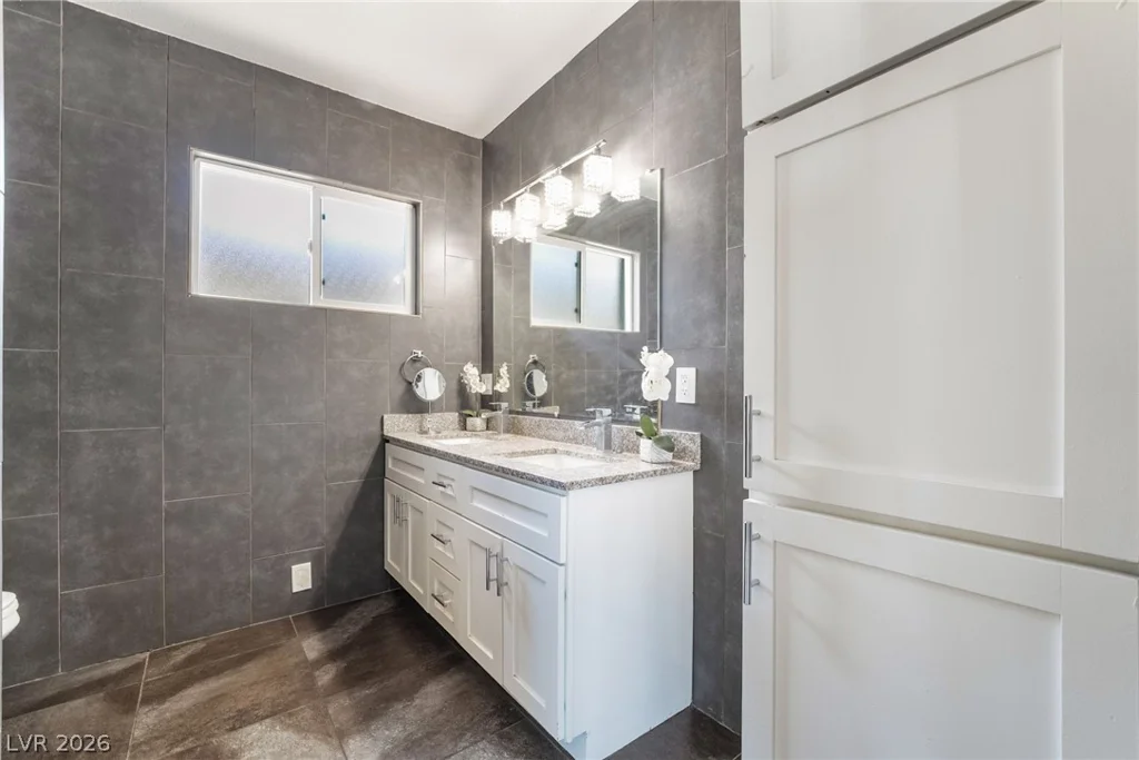 2200 Santa Ynez, Las Vegas, NV 89104