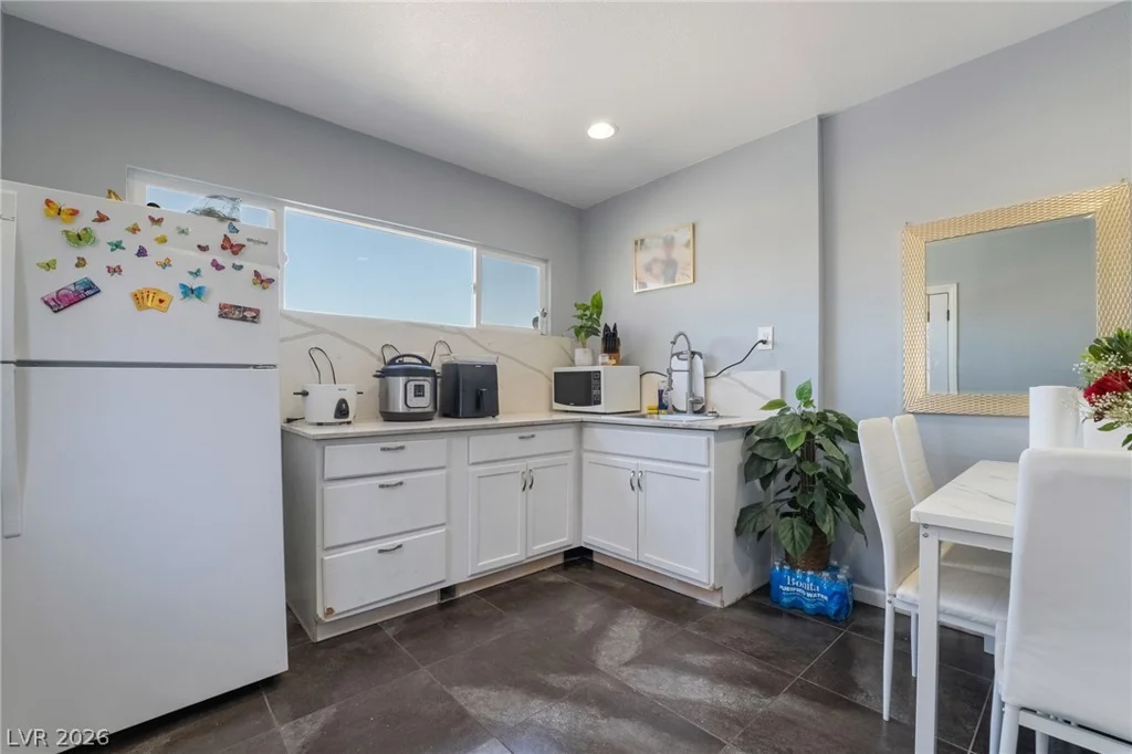 2200 Santa Ynez, Las Vegas, NV 89104