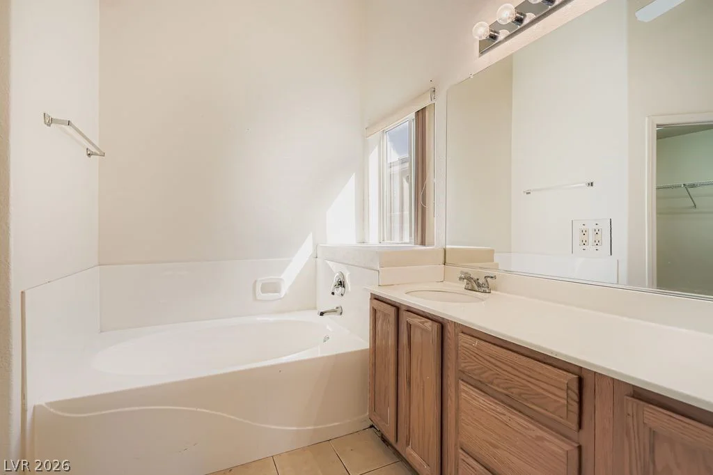 5605 Estrella Mountain, Las Vegas, NV 89122