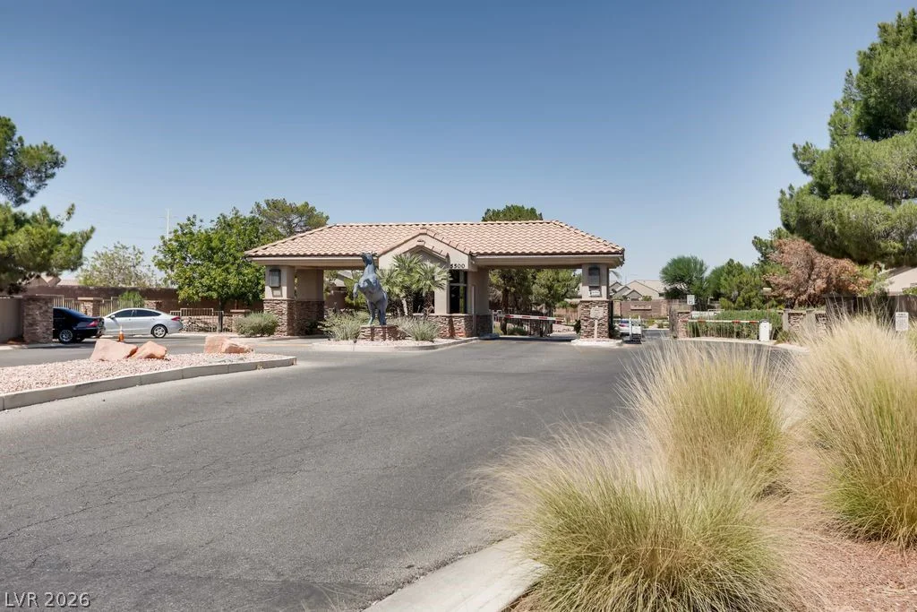 5605 Estrella Mountain, Las Vegas, NV 89122