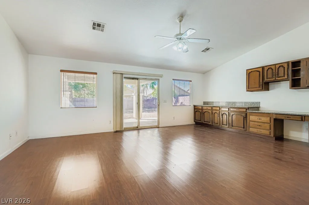 5605 Estrella Mountain, Las Vegas, NV 89122