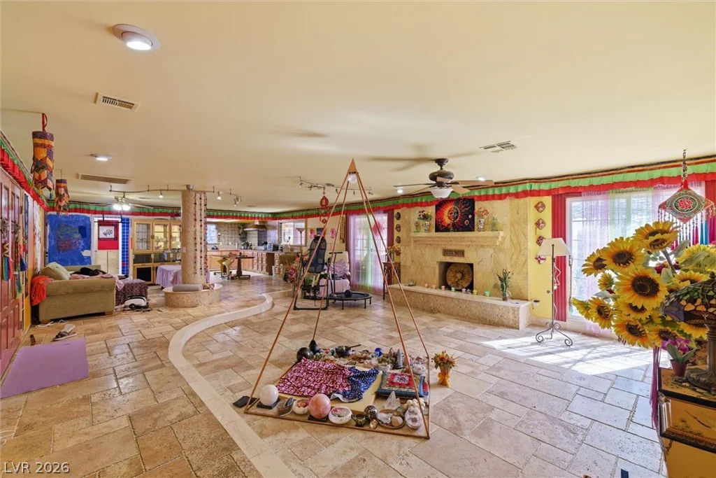 3040 Westwind, Las Vegas, NV 89146