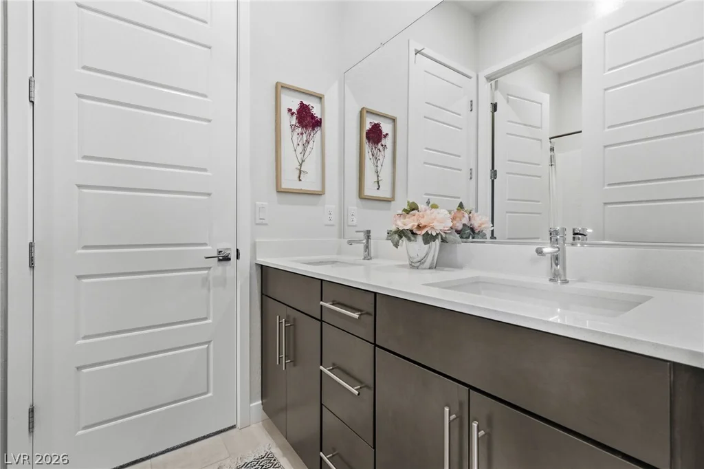 9525 Fisher, Las Vegas, NV 89149