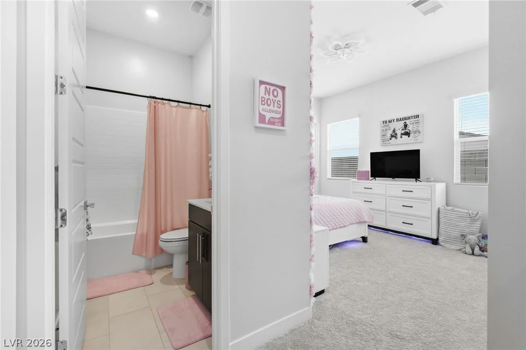 9525 Fisher, Las Vegas, NV 89149