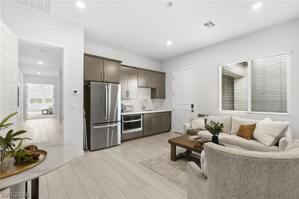9525 Fisher, Las Vegas, NV 89149