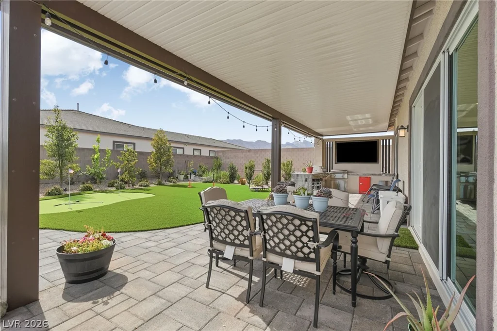 9525 Fisher, Las Vegas, NV 89149