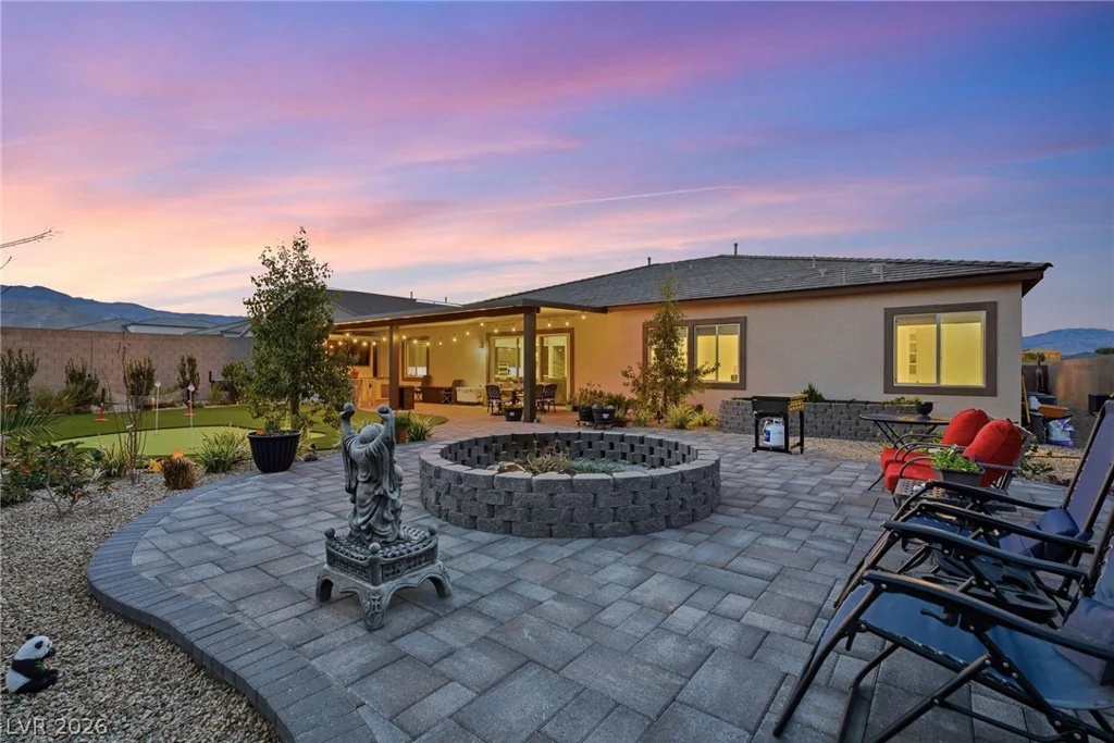 9525 Fisher, Las Vegas, NV 89149