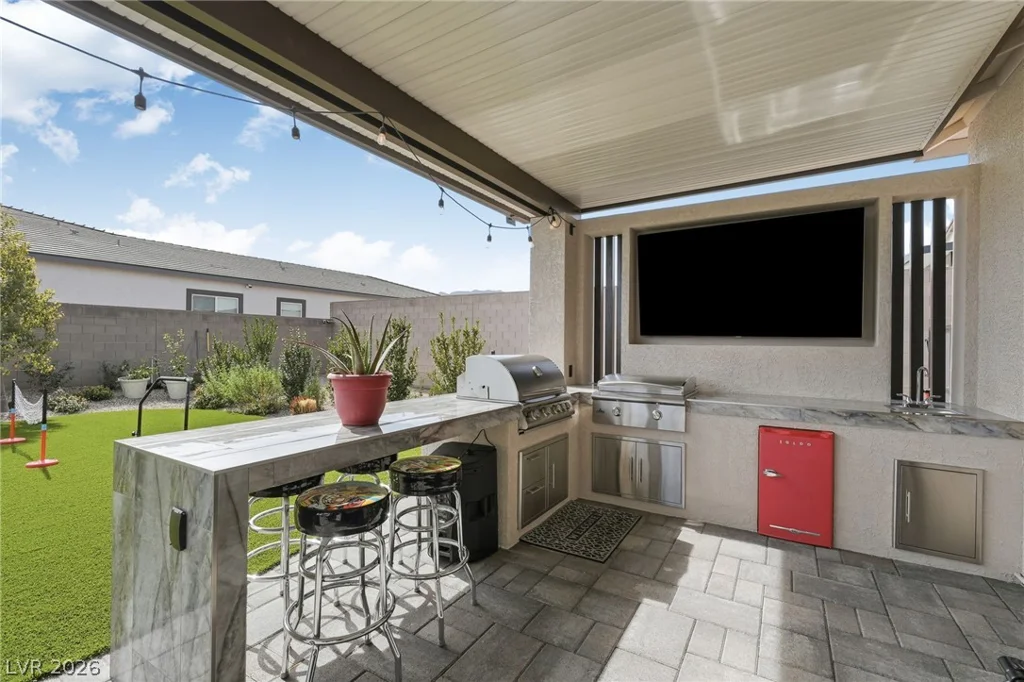 9525 Fisher, Las Vegas, NV 89149