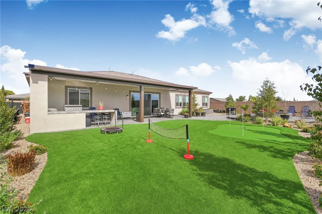9525 Fisher, Las Vegas, NV 89149