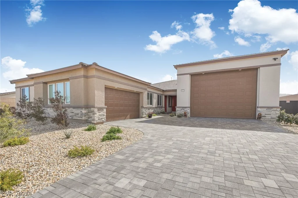 9525 Fisher, Las Vegas, NV 89149