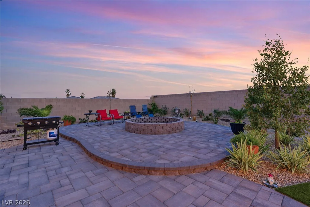 9525 Fisher, Las Vegas, NV 89149