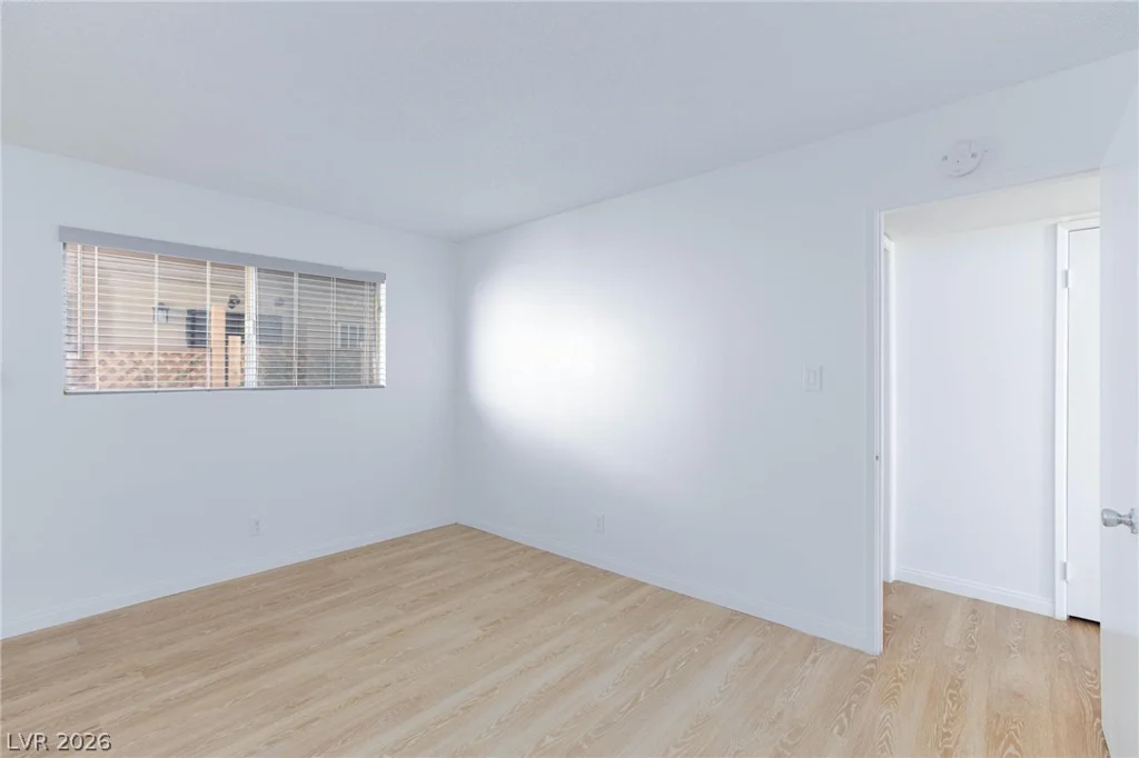 3821 1/2 Daisy, Las Vegas, NV 89119