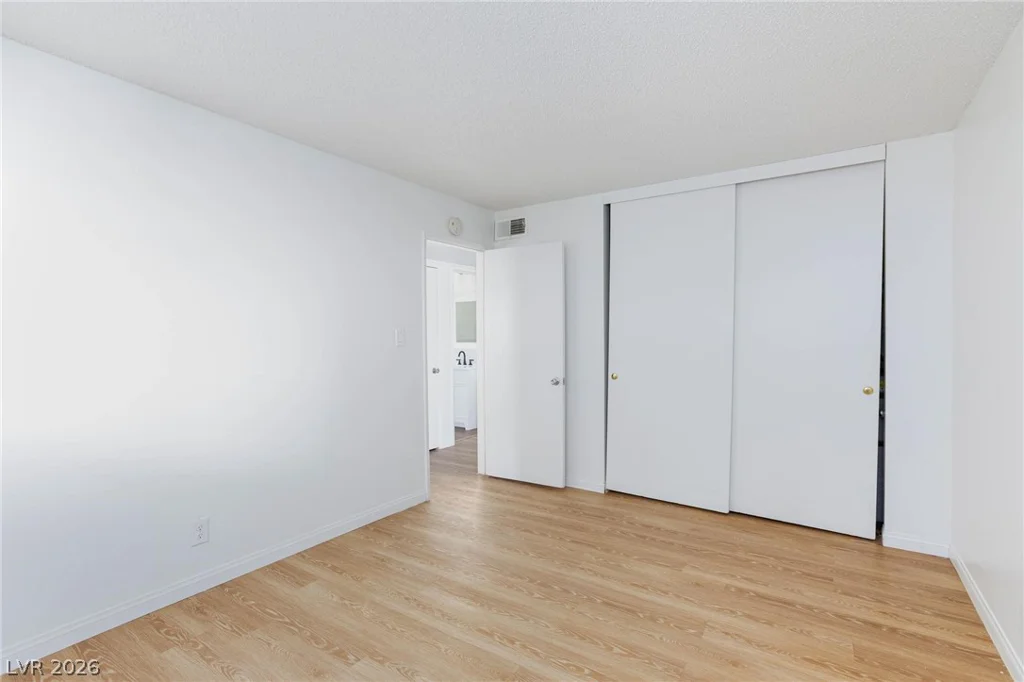 3821 1/2 Daisy, Las Vegas, NV 89119