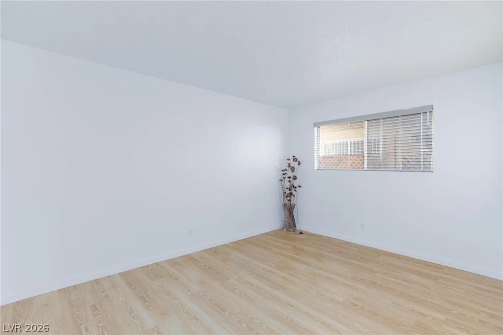 3821 1/2 Daisy, Las Vegas, NV 89119