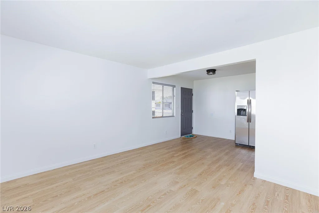 3821 1/2 Daisy, Las Vegas, NV 89119