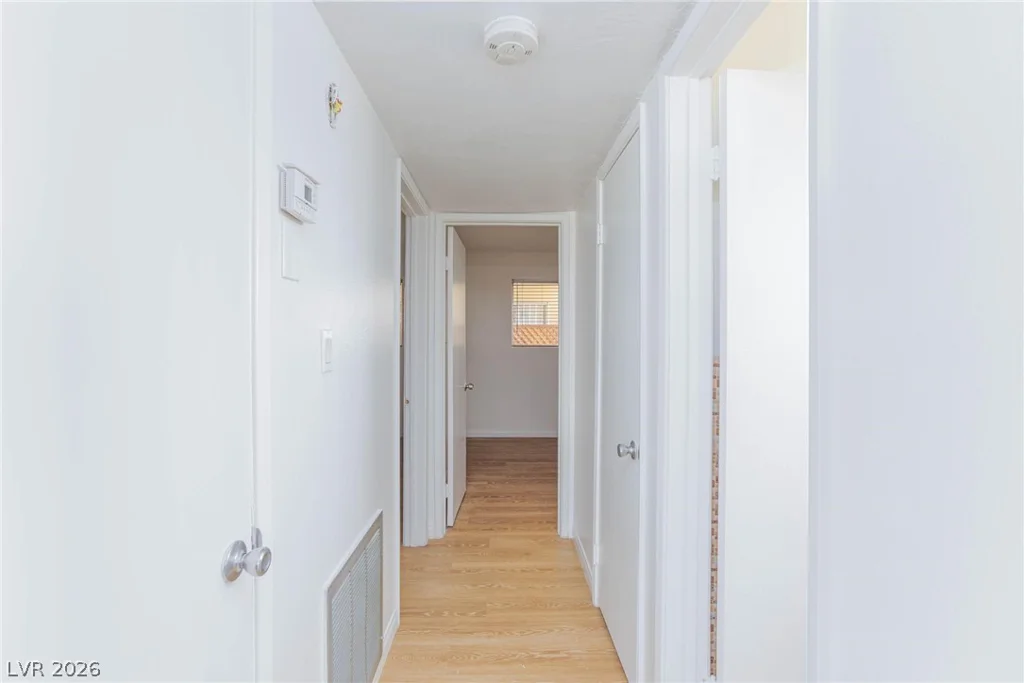 3821 1/2 Daisy, Las Vegas, NV 89119