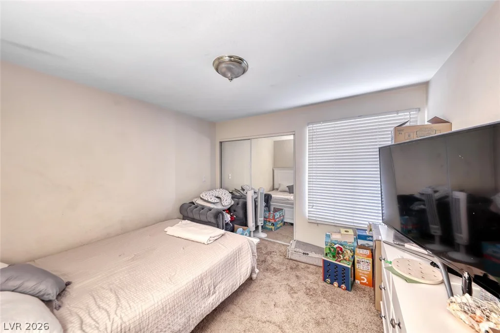4400 Jones, Las Vegas, NV 89103