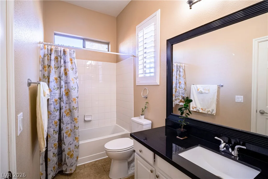 6133 Stibor, North Las Vegas, NV 89081
