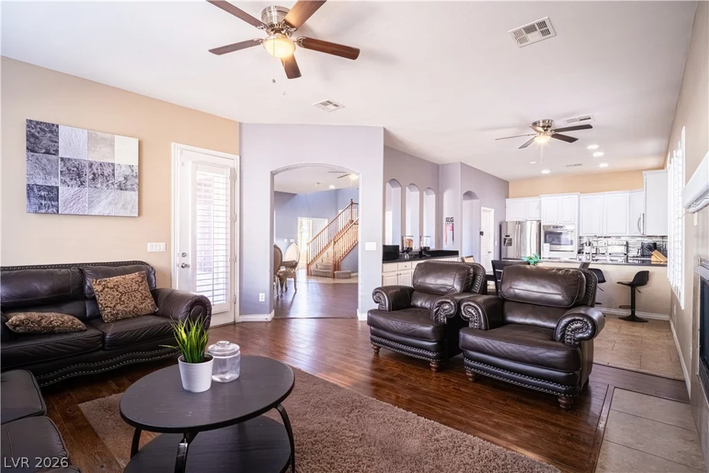 6133 Stibor, North Las Vegas, NV 89081
