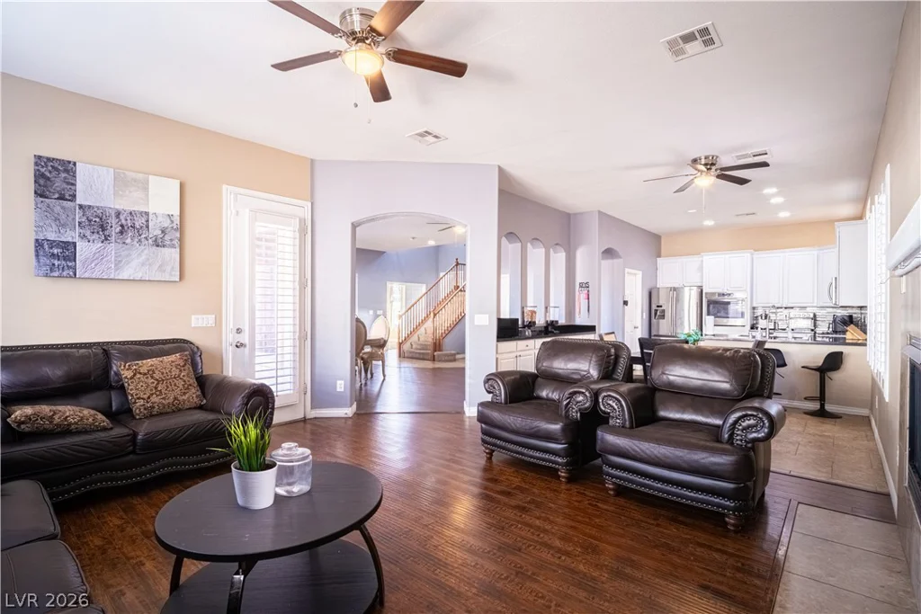 6133 Stibor, North Las Vegas, NV 89081
