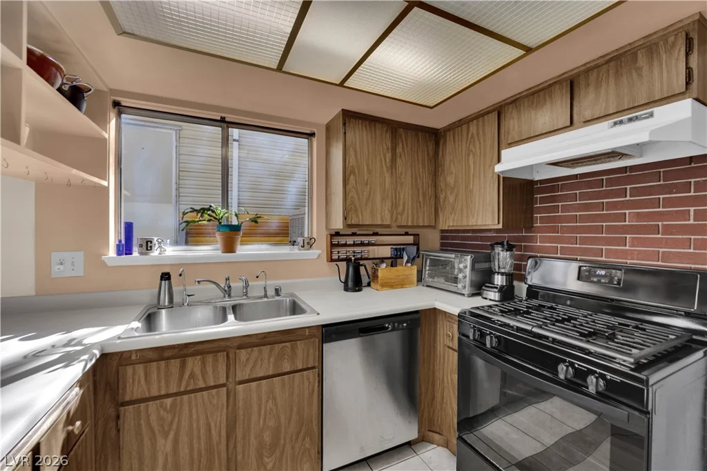 821 Spikenard, Henderson, NV 89002