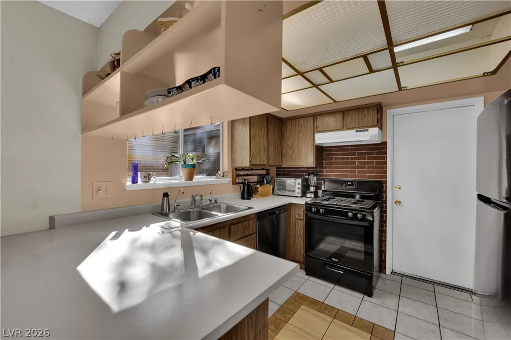821 Spikenard, Henderson, NV 89002