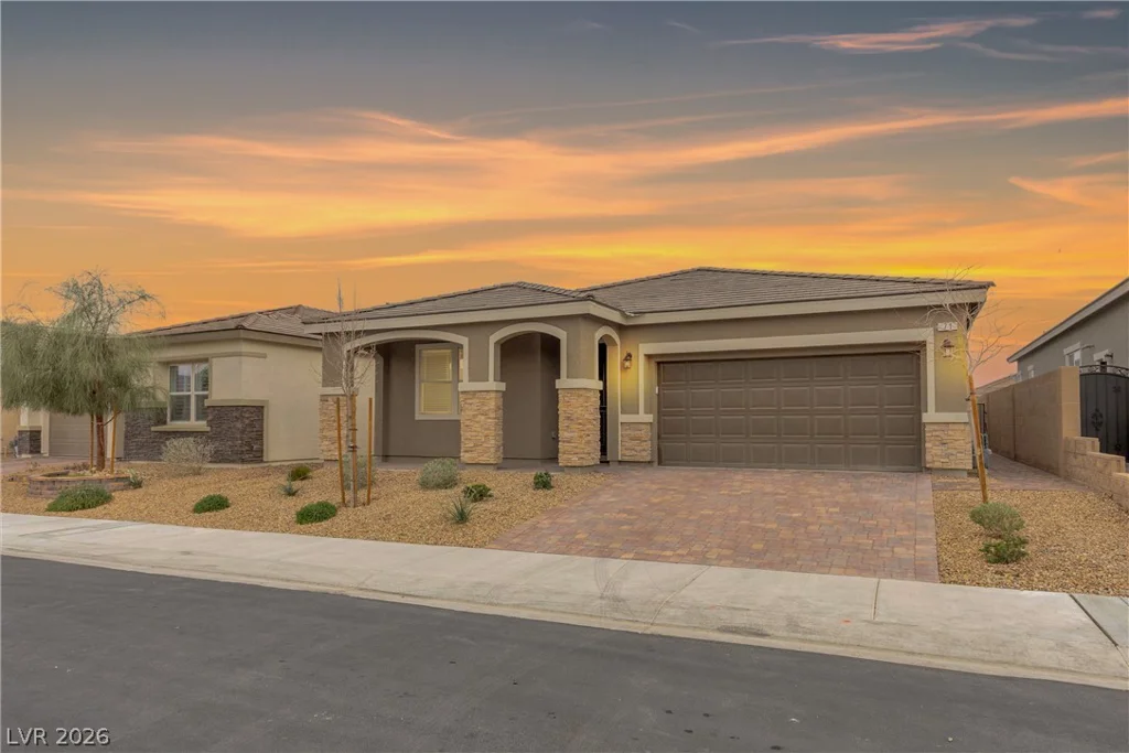 71 Gosia Grove, North Las Vegas, NV 89031