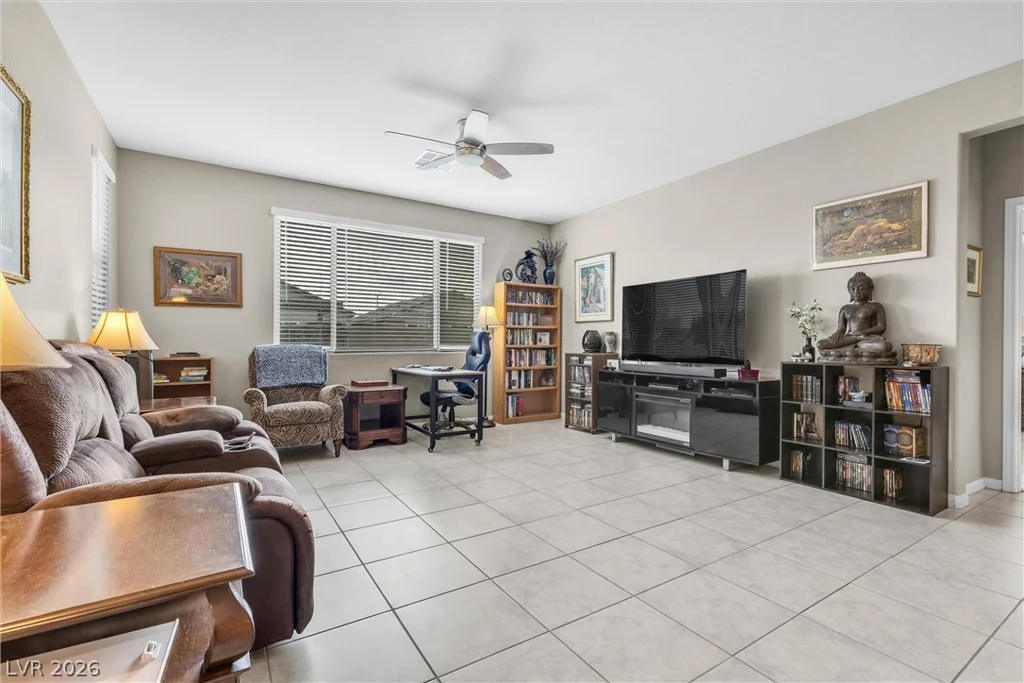 71 Gosia Grove, North Las Vegas, NV 89031