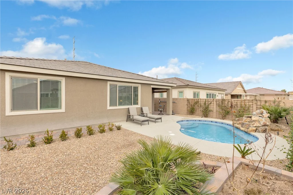 71 Gosia Grove, North Las Vegas, NV 89031